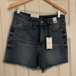 Judy Blue high waisted denim shorts. 4” inseam. These are brand new. Never worn.